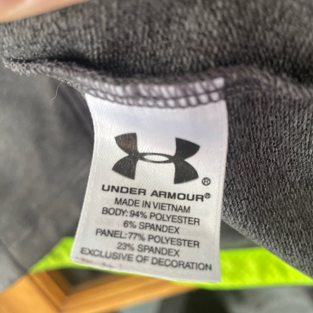 Under Armour Women’s Semi-fitted Rich Harvest Farm Country Club Shirt Size M - Picture 4 of 5